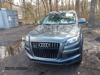 2015 Audi Q7 3.0T S line Prestige with VIN WA1DGAFE7FD023762, listed as a IAAI auction lot 42027169 with 110,744 mi miles. Bid and sale history available at carsss.com. Image 12.