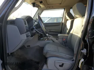 2007 Jeep Commander Sport с VIN 1J8HG48K37C686239, выставлен на аукционе Copart как лот 43832555 с пробегом 206 905 миль миль и Списание • Salvage title. История ставок и продаж доступна на DreamBid. Изображение 7.