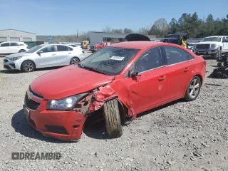 2014 Chevrolet Cruze 2LT z VIN 1G1PE5SB5E7296006, wystawiony jako Copart lot #49994605 z przebiegiem 83 265 mil mil oraz Szkoda całkowita • Salvage title. Historia ofert i sprzedaży dostępna na DreamBid. Obrazek 1.