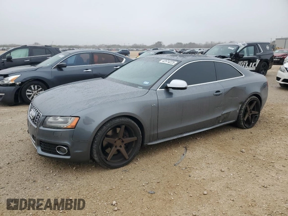 2012 Audi S5 Premium Plus z VIN WAUCVAFRXCA005177, wystawiony jako Copart lot #42574225 z przebiegiem 138 876 mil mil oraz Szkoda całkowita • Salvage title. Historia ofert i sprzedaży dostępna na DreamBid. Obrazek 1.