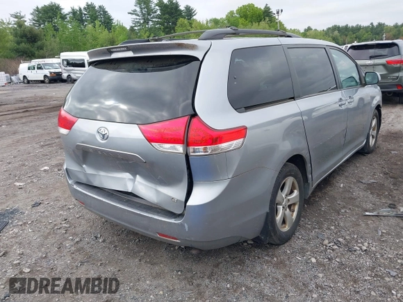 2012 Toyota Sienna LE AAS with VIN 5TDKK3DC7CS196531, listed as a IAAI auction lot 42279383 with 121,633 mi miles and . Bid and sale history available at DreamBid. Image 4.