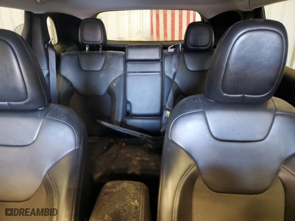 2019 Jeep Cherokee Latitude Plus with VIN 1C4PJMLX6KD156518, listed as a Copart auction lot 85793724 with 0 mi miles and Salvage Title. Bid and sale history available at carsss.com. Image 10.