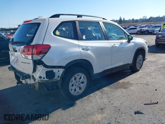 2021 Subaru Forester with VIN JF2SKADC0MH582834, listed as a IAAI auction lot 41462534 with 19,156 mi miles. Bid and sale history available at carsss.com. Image 4.