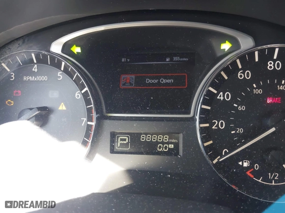 2015 Nissan Altima 2.5 with VIN 1N4AL3AP1FN392092, listed as a IAAI auction lot 41666884 with 88,888 mi miles. Bid and sale history available at carsss.com. Image 15.