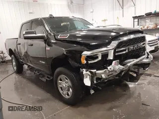 2021 Ram 2500 Tradesman z VIN 3C6UR5CJ7MG657251, wystawiony jako IAAI lot #42076163 z przebiegiem 32 530 mil mil oraz . Historia ofert i sprzedaży dostępna na DreamBid. Obrazek 1.