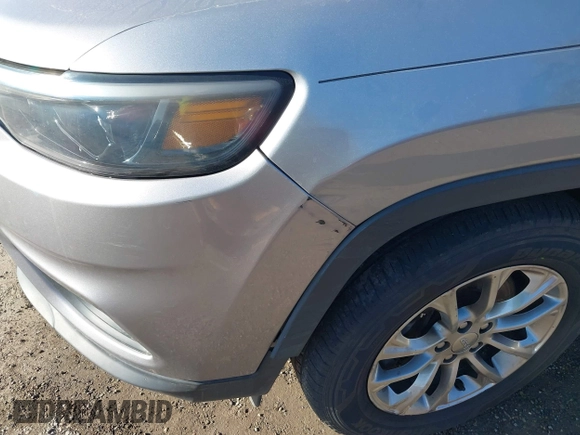 2019 Jeep Cherokee Latitude Plus с VIN 1C4PJMLX1KD126391, выставлен на аукционе IAAI как лот 41718079 с пробегом 119 141 миль миль и . История ставок и продаж доступна на DreamBid. Изображение 20.