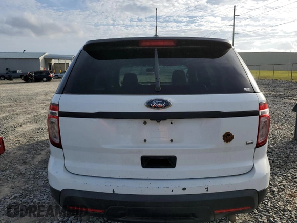 2015 Ford Utility Police Interceptor with VIN 1FM5K8AR8FGC67555, listed as a Copart auction lot 79763124 with 185,224 mi miles and Salvage Title. Bid and sale history available at carsss.com. Image 6.