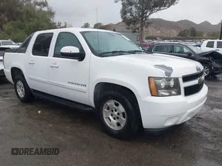 2007 Chevrolet Avalanche 3LT z VIN 3GNEC12J97G109305, wystawiony jako IAAI lot #41580738 z przebiegiem 153 364 mil mil oraz . Historia ofert i sprzedaży dostępna na DreamBid. Obrazek 1.