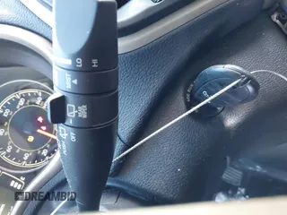 2016 Jeep Cherokee Altitude z VIN 1C4PJMCB4GW267634, wystawiony jako IAAI lot #41320557 z przebiegiem 74 731 mil mil oraz . Historia ofert i sprzedaży dostępna na DreamBid. Obrazek 11.