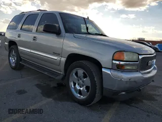 2006 GMC Yukon SLE with VIN 1GKEC13Z26R135499, listed as a Copart auction lot 72391484 with 428,553 mi miles and Salvage Title. Bid and sale history available at carsss.com. Image 4.
