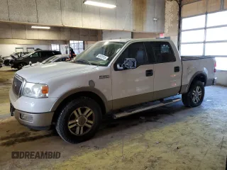 2005 Ford F-150 XLT with VIN 1FTPW14555KC66215, listed as a Copart auction lot 42051915 with 239,385 mi miles and Clean Title. Bid and sale history available at carsss.com. Image 1.