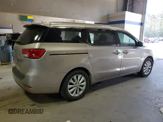 2015 Kia Sedona EX with VIN KNDMC5C1XF6020093, listed as a Copart auction lot 53555475 with 172,154 mi miles and Clean Title. Bid and sale history available at carsss.com. Image 3.