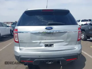 2015 Ford Explorer XLT with VIN 1FM5K7D81FGA27678, listed as a IAAI auction lot 41856729 with 170,635 mi miles and . Bid and sale history available at carsss.com. Image 16.