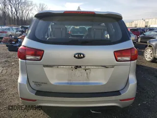 2018 Kia Sedona L with VIN KNDMA5C14J6400724, listed as a Copart auction lot 85656474 with 162,122 mi miles and Clean Title. Bid and sale history available at carsss.com. Image 6.