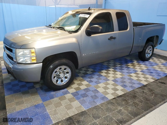 2008 Chevrolet Silverado 1500 Work Truck with VIN 1GCEC19CX8Z115213, listed as a Copart auction lot 44026785 with 297,562 mi miles and Clean Title. Bid and sale history available at carsss.com. Image 1.