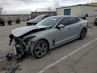 2020 Kia Stinger GT2 with VIN KNAE55LC0L6075273, listed as a Copart auction lot 83987374 with 91,392 mi miles and Salvage Title. Bid and sale history available at carsss.com. Image 1.