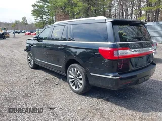 2020 Lincoln Navigator Reserve z VIN 5LMJJ3LT7LEL04385, wystawiony jako IAAI lot #41821516 z przebiegiem 126 087 mil mil oraz . Historia ofert i sprzedaży dostępna na DreamBid. Obrazek 3.