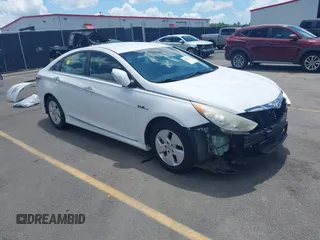 2012 Hyundai Sonata Hybrid with VIN KMHEC4A46CA022763, listed as a IAAI auction lot 42537604 with 136,799 mi miles and . Bid and sale history available at DreamBid. Image 1.