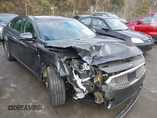2017 Kia Cadenza Premium z VIN KNALC4J18H5083949, wystawiony jako IAAI lot #41156117 z przebiegiem 82 166 mil mil oraz . Historia ofert i sprzedaży dostępna na DreamBid. Obrazek 1.
