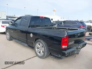 2003 Dodge 1500 ST z VIN 1D7HA18D33S304662, wystawiony jako IAAI lot #41577050 z przebiegiem 184 808 mil mil oraz . Historia ofert i sprzedaży dostępna na DreamBid. Obrazek 3.