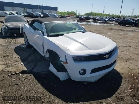 2011 Chevrolet Camaro 2LT z VIN 2G1FC3DD9B9207052, wystawiony jako Copart lot #57217725 z przebiegiem 100 845 mil mil oraz Czysty tytuł • Clean title. Historia ofert i sprzedaży dostępna na DreamBid. Obrazek 14.