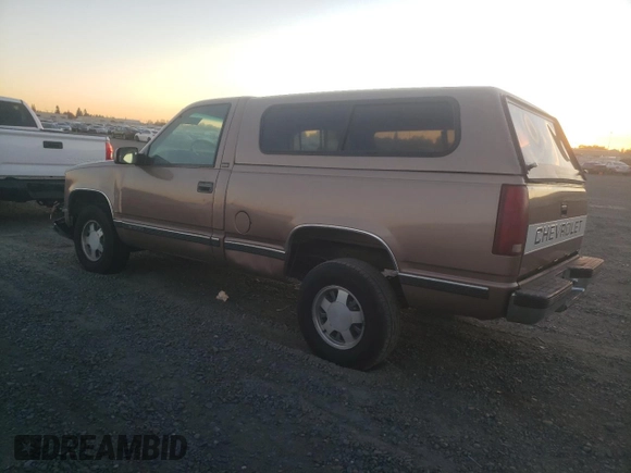 1996 Chevrolet Silverado 1500 with VIN 1GCEC14RXTZ201089, listed as a Copart auction lot 79321404 with 196,822 mi miles and Salvage Title. Bid and sale history available at DreamBid. Image 2.