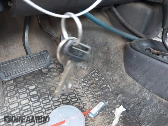 2002 Dodge 2500 z VIN 3B7KF26Z02M251884, wystawiony jako IAAI lot #41587095 z przebiegiem Nie podano mil oraz . Historia ofert i sprzedaży dostępna na DreamBid. Obrazek 11.
