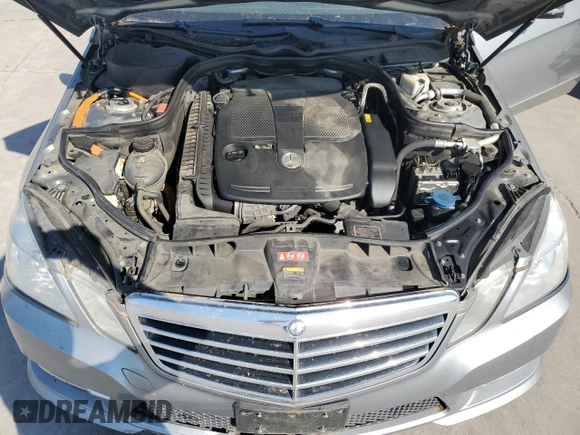 2013 Mercedes-Benz E 400 Sport with VIN WDDHF9FB3DA743580, listed as a Copart auction lot 76195234 with 121,750 mi miles and Clean Title. Bid and sale history available at DreamBid. Image 11.