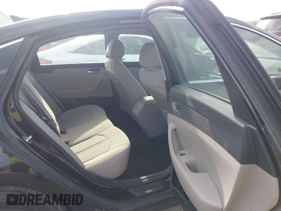 2018 Hyundai Sonata SE z VIN 5NPE24AF1JH700334, wystawiony jako IAAI lot #42261191 z przebiegiem 93 269 mil mil oraz . Historia ofert i sprzedaży dostępna na DreamBid. Obrazek 8.