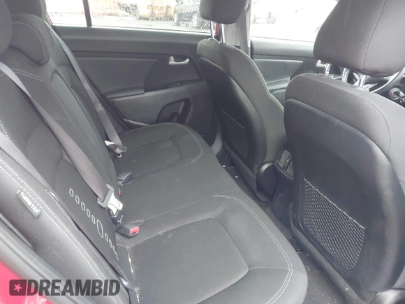 2014 Kia Sportage EX with VIN KNDPCCAC9E7552904, listed as a IAAI auction lot 41980439 with 184,871 mi miles and . Bid and sale history available at DreamBid. Image 8.