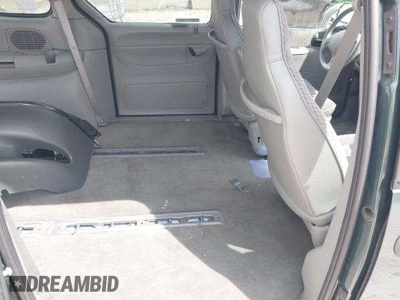 2000 Dodge Caravan with VIN 2B4GP253XYR745944, listed as a IAAI auction lot 41861315 with 83,425 mi miles and . Bid and sale history available at DreamBid. Image 8.