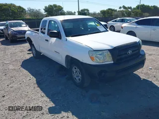 2007 Toyota Tacoma with VIN 5TETX22N17Z468004, listed as a IAAI auction lot 41783937 with 176,052 mi miles. Bid and sale history available at carsss.com. Image 1.