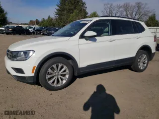 2018 Volkswagen Tiguan S with VIN 3VV1B7AXXJM079227, listed as a Copart auction lot 83267984 with 71,119 mi miles and Salvage Title. Bid and sale history available at carsss.com. Image 1.