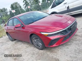 2024 Hyundai Elantra SEL с VIN KMHLM4DG7RU682022, выставлен на аукционе IAAI как лот 42643724 с пробегом 16 497 миль миль и . История ставок и продаж доступна на DreamBid. Изображение 1.