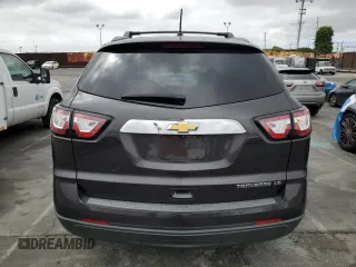 2015 Chevrolet Traverse LS z VIN 1GNKRFKD5FJ297259, wystawiony jako Copart lot #59894545 z przebiegiem 122 142 mil mil oraz Szkoda całkowita • Salvage title. Historia ofert i sprzedaży dostępna na DreamBid. Obrazek 6.