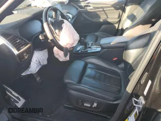 2021 BMW X4 M40i z VIN 5UX2V5C08M9F52562, wystawiony jako Copart lot #83665674 z przebiegiem Nie podano mil oraz Szkoda całkowita • Salvage title. Historia ofert i sprzedaży dostępna na DreamBid. Obrazek 7.