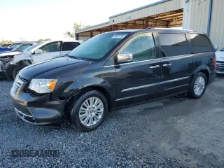 2012 Chrysler Town & Country Limited with VIN 2C4RC1GG4CR200185, listed as a Copart auction lot 47581735 with 146,237 mi miles and Salvage Title. Bid and sale history available at carsss.com. Image 1.