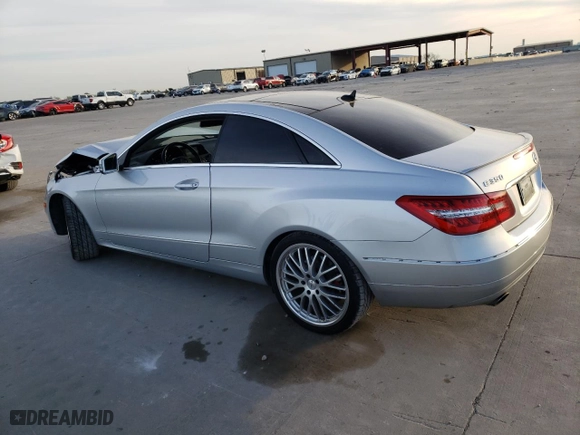 2013 Mercedes-Benz E-Class E 350 with VIN WDDKJ5KB8DF221064, listed as a Copart auction lot 50376125 with 135,503 mi miles and Salvage Title. Bid and sale history available at carsss.com. Image 2.