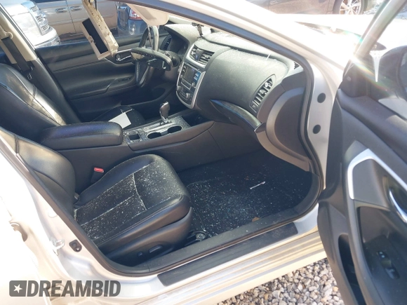 2017 Nissan Altima SL z VIN 1N4AL3AP7HC145805, wystawiony jako IAAI lot #41391734 z przebiegiem 121 753 mil mil oraz . Historia ofert i sprzedaży dostępna na DreamBid. Obrazek 5.