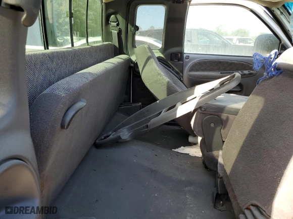 2000 Dodge Ram 1500 with VIN 3B7HC13Z1YG158901, listed as a Copart auction lot 75700554 with 0 mi miles and Non Repairable. Bid and sale history available at carsss.com. Image 10.