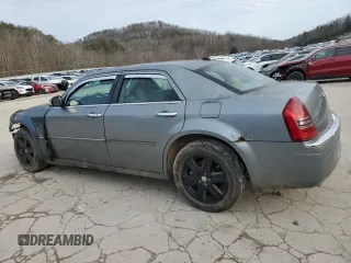 2006 Chrysler 300 C with VIN 2C3LK63H06H339975, listed as a Copart auction lot 44950025 with 0 mi miles and Salvage Title. Bid and sale history available at carsss.com. Image 2.