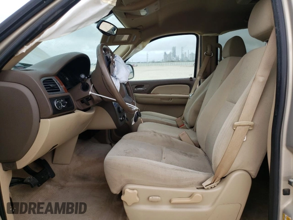 2008 GMC Yukon SLE w/3SA with VIN 1GKFC13C78R235617, listed as a Copart auction lot 43691485 with 93,765 mi miles and Salvage Title. Bid and sale history available at carsss.com. Image 7.