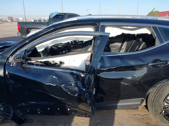2018 Nissan Rogue Sport SV with VIN JN1BJ1CP6JW187881, listed as a IAAI auction lot 41855611 with 112,949 mi miles. Bid and sale history available at carsss.com. Image 15.
