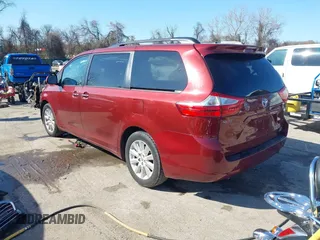 2015 Toyota Sienna Limited z VIN 5TDDK3DC0FS104012, wystawiony jako IAAI lot #41935233 z przebiegiem 160 635 mil mil oraz . Historia ofert i sprzedaży dostępna na DreamBid. Obrazek 3.