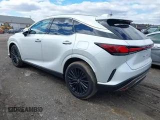 2024 Lexus RX 350 with VIN 2T2BAMCA3RC079065, listed as a IAAI auction lot 41815499 with 3,961 mi miles and . Bid and sale history available at DreamBid. Image 3.