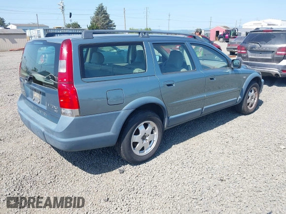 2002 Volvo V70 with VIN YV1SZ58D521073150, listed as a IAAI auction lot 42149444 with Not Provided miles and . Bid and sale history available at DreamBid. Image 4.