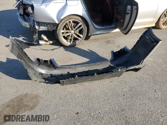 2016 Audi S6 Prestige z VIN WAUH2AFC1GN151508, wystawiony jako Copart lot #46360404 z przebiegiem 74 464 mil mil oraz . Historia ofert i sprzedaży dostępna na DreamBid. Obrazek 12.