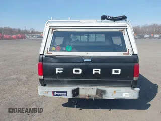 1987 Ford F-150 with VIN 2FTDF15Y2HCB10816, listed as a IAAI auction lot 41770760 with 86,290 mi miles. Bid and sale history available at carsss.com. Image 16.