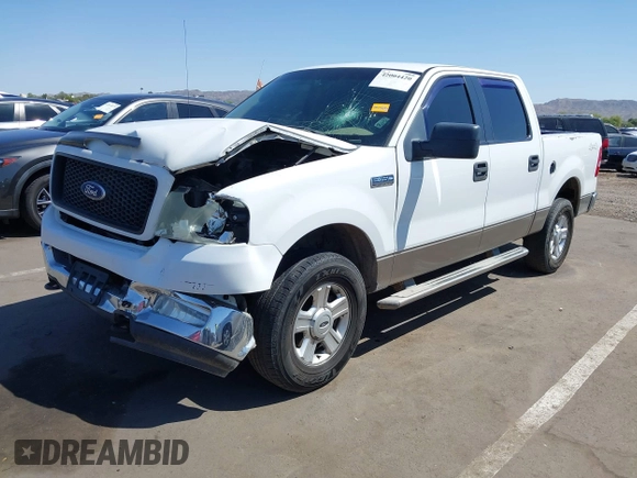 2005 Ford F-150 XLT with VIN 1FTPW14555FB63773, listed as a IAAI auction lot 42004420 with 255,071 mi miles. Bid and sale history available at carsss.com. Image 17.