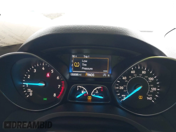 2019 Ford Escape Titanium with VIN 1FMCU9J9XKUA37695, listed as a IAAI auction lot 41868388 with 50,095 mi miles. Bid and sale history available at carsss.com. Image 7.